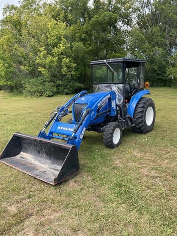 Main image New Holland Boomer 33